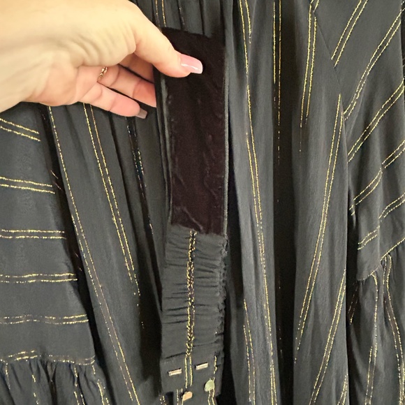 NE QUITTEZ PAS Dress Black Metallic Long sleeve Belted womens Medium New - Picture 7 of 9